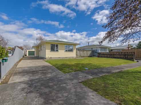 18 Acacia Street, Kelvin Grove