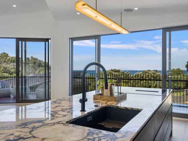 61A Churchill Road, Murrays Bay