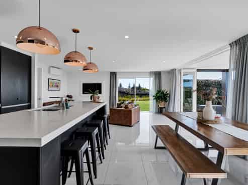 4 Vardon Way, Waiwhakaiho