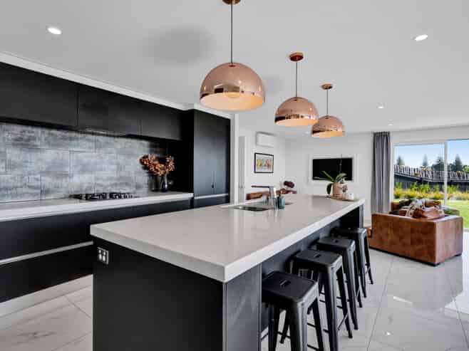 4 Vardon Way, Waiwhakaiho