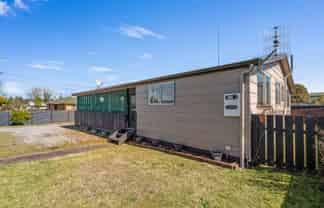 196A Clayton Road, Mangakakahi