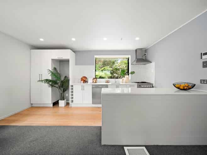 99C Captain Scott Road, Glen Eden