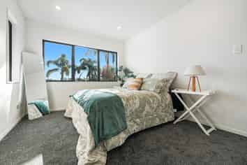 15B & 15D Renata Crescent, Te Atatu Peninsula