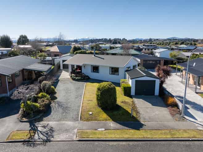 31 Bowen Street, Te Anau
