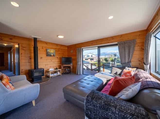 31 Bowen Street, Te Anau