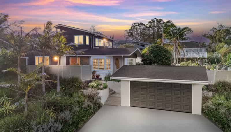 4 Gibson Place, Mellons Bay