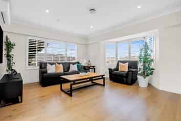4 Gibson Place, Mellons Bay