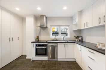 4/78A Holly Road, Merivale