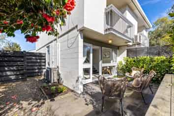 4/78A Holly Road, Merivale