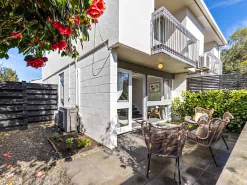 4/78A Holly Road, Saint Albans