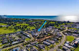 12 Oakmont Crescent, Bell Block