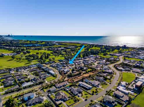 12 Oakmont Crescent, Bell Block