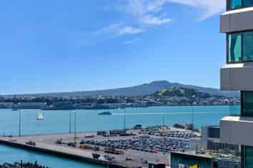 1602/10 Commerce Street, Auckland Central