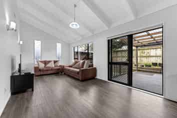 54B Halsey Road, Manurewa
