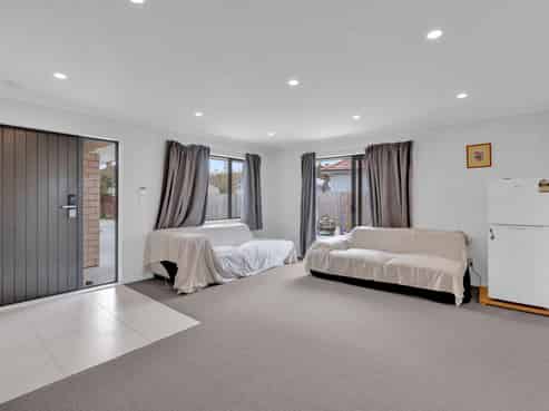 98A Holland Road, Fairfield