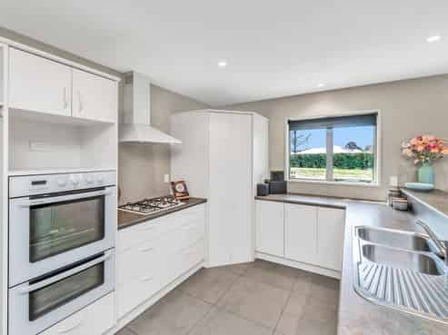 7 Manor Drive, ROLLESTON