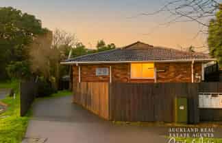 29C Mark Road, Mount Albert