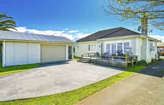 407 Burnett Street, Mahora