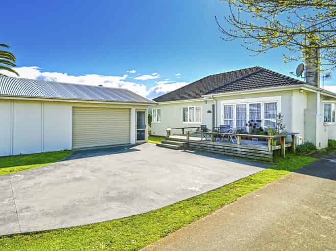 407 Burnett Street, Mahora
