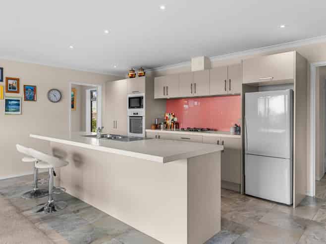 18 Kihi Place, Ruakaka