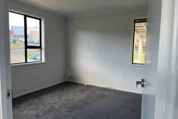 705 Sandringham Rd Extension, Mount Roskill