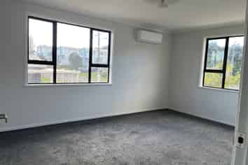 705 Sandringham Rd Extension, Mount Roskill