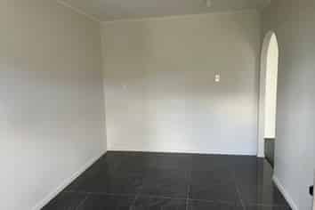 705 Sandringham Rd Extension, Mount Roskill