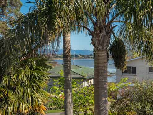 86  Princess Road, Bellevue