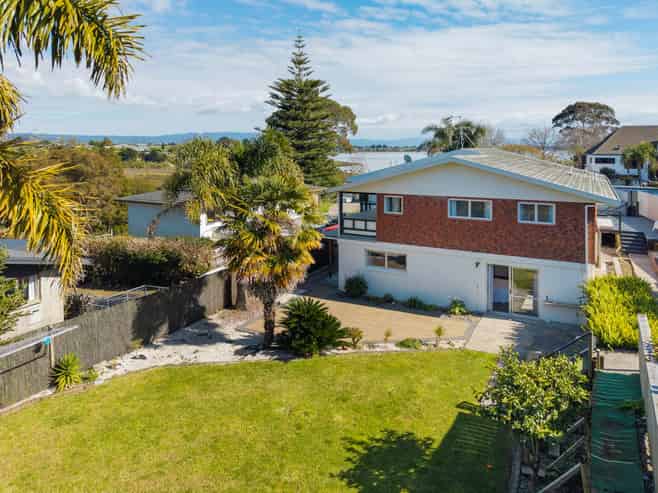 86  Princess Road, Bellevue