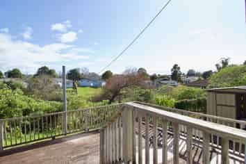 6 Daphne Road, Papatoetoe