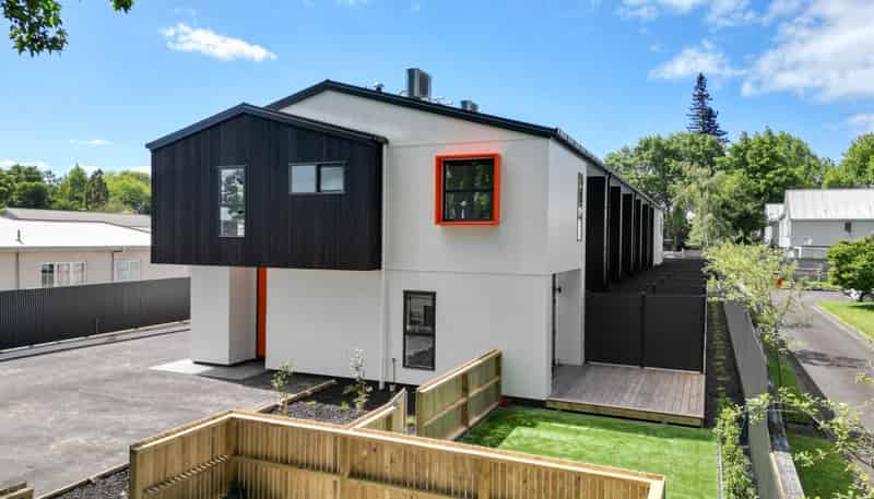 8/18 Stanley Street, Claudelands