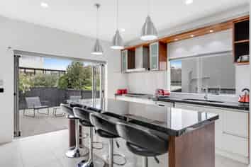 2 Beatrice Place, Flat Bush