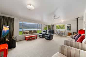 1755 Queen Charlotte Drive, Marlborough Sounds