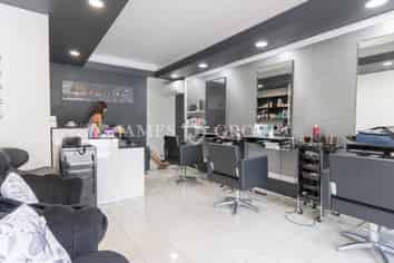 HIGH PROFILE PRIME PARNELL RETAIL