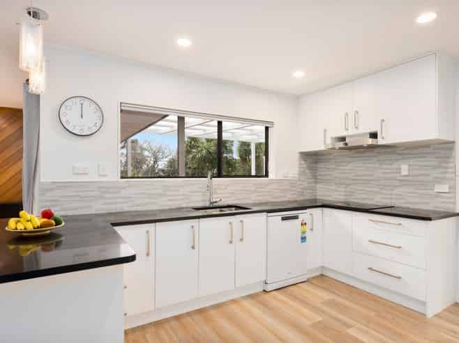 14 Rhinevale Close, Henderson