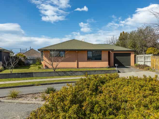 17A Brookfield Place, Redwoodtown