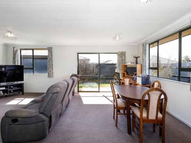 17A Brookfield Place, Redwoodtown