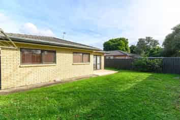 2/24 Parry Street, Sandringham
