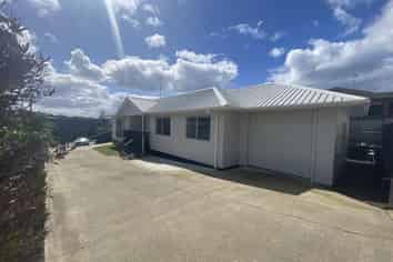 Auckland - Address withheld
