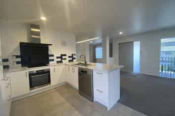 Auckland - Address withheld