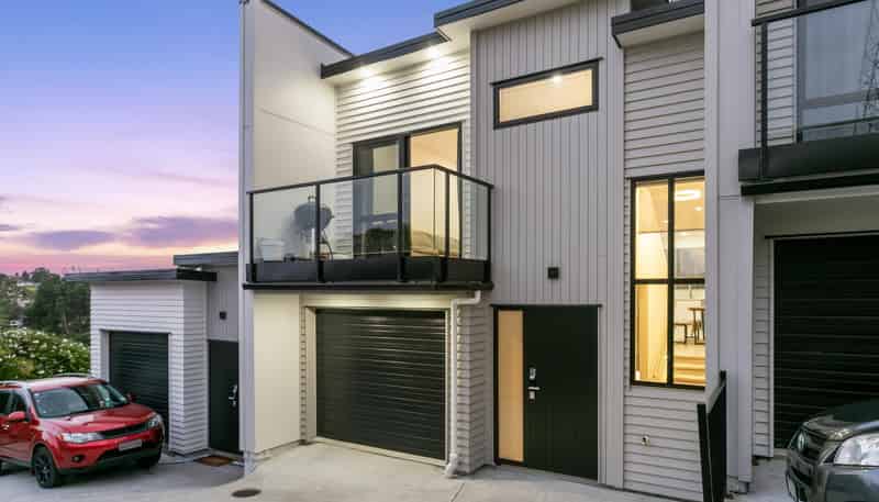 21d Cherry Tree Place, Massey