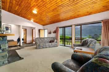 27 Beacon Point Road, Wanaka
