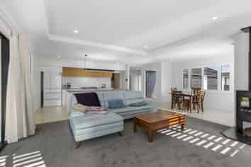 23 Ridgeland Way, West Melton