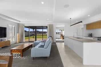 23 Ridgeland Way, West Melton