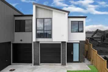 32B Hearth Street, Flat Bush