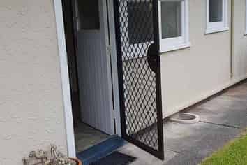 2/119 Sheehan Street, Whataupoko