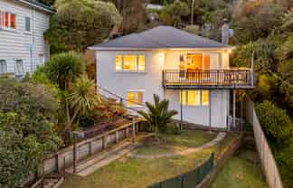 27 & 27a Alexandra Road, Hataitai