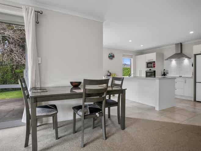 25 Maniaroa Drive, Katikati
