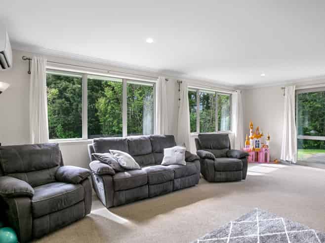 25 Maniaroa Drive, Katikati