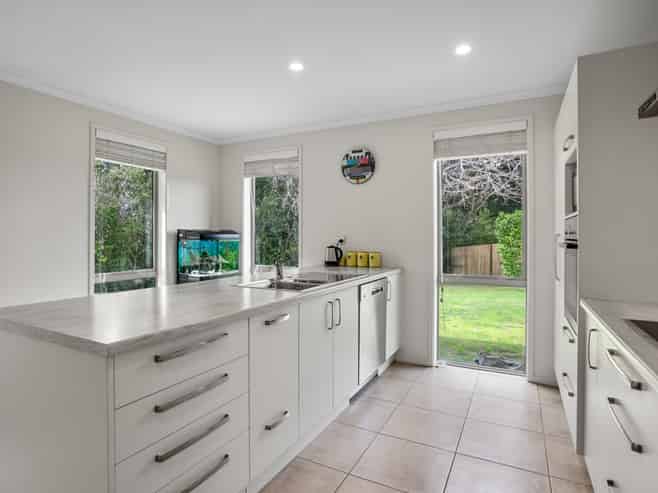 25 Maniaroa Drive, Katikati